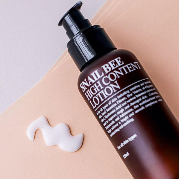 Денний крем з муцином равлика і бджолиною отрутою Benton Snail Bee High Content Lotion 120 мл 790грн.-1