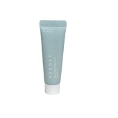 Зволожуючий сонцезахисний крем з рослинним скваланом Needly Vegan Mild Moisture Sun SPF 50+ PA++++ 10 мл