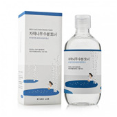 Зволожуючий тонер для обличчя Round Lab Birch Juice Moisturizing Toner 300 мл