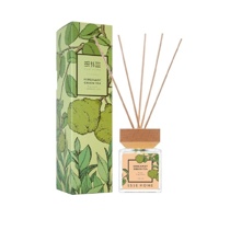 Аромадифузор Esse Бергамот Зелений чай 100 мл Аромадифузор Esse Бергамот Зелений чай 100 мл