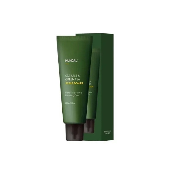 Сольовий очищуючий скраб для шкіри голови з чайним деревом Kundal Sea Salt and Green Tea Scalp Scaler Herb Mint 200 г
